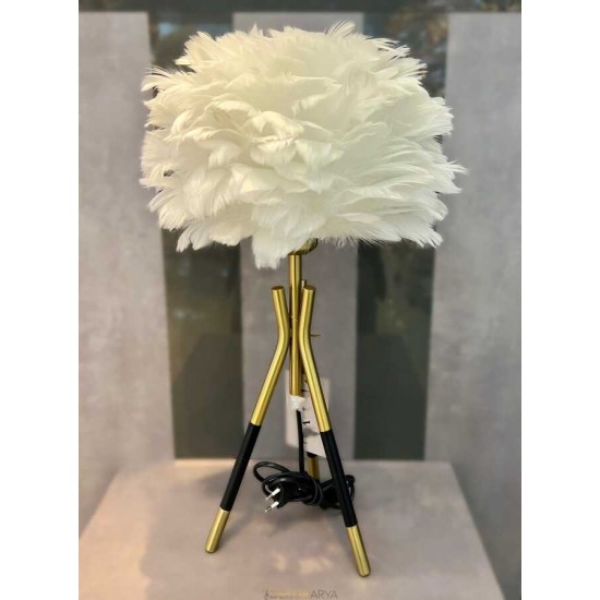 Beyaz Tüy Başlıklı Gold Üç Ayaklı Lüks Abajur – 53 cm