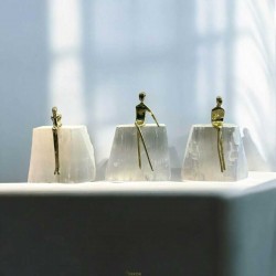 3’lü Kuvars Taş Üzerinde Modern Figür Dekor Seti